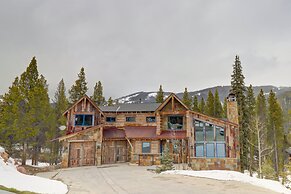 The Timber Lodge 957 7 Bedroom Home by RedAwning