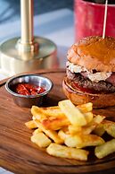 ASSOS TROY BEACH HOTEL