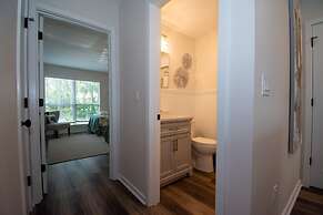 Renovated 2 Br Sleeps 5 With Free Guest Passes