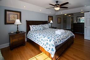 16 Fairway Club Dr Nature's Nook