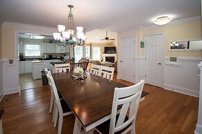 16 Fairway Club Dr Nature's Nook