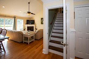 16 Fairway Club Dr Nature's Nook