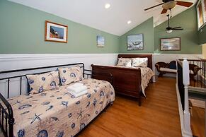 16 Fairway Club Dr Nature's Nook