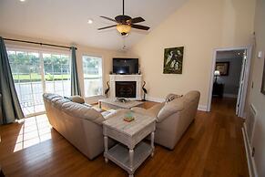 16 Fairway Club Dr Nature's Nook