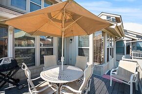 112 Capt John Fripp Villa