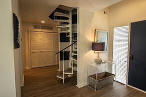 124 Capt John Fripp Villa