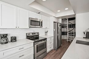 124 Capt John Fripp Villa