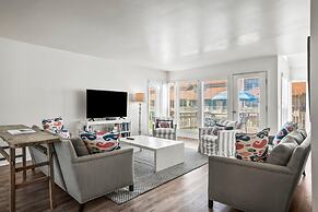 124 Capt John Fripp Villa