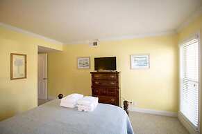 126 Capt John Fripp Villa