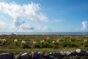 140 Capt John Fripp Villa