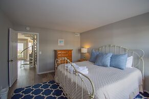 140 Capt John Fripp Villa