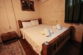 Serif Pasa Konaklari