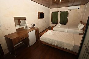 Serif Pasa Konaklari