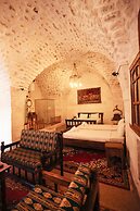 Serif Pasa Konaklari