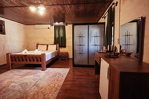 Serif Pasa Konaklari