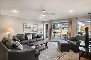 327 Capt John Fripp Villa