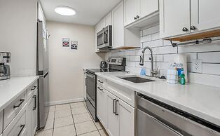 411 Capt John Fripp Villa