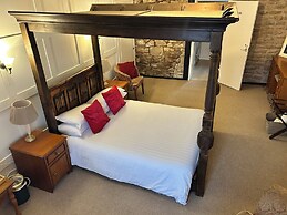 Castle View Hotel