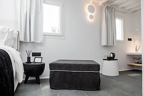 She Mykonos- Luxury Apartments