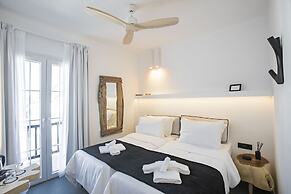 She Mykonos- Luxury Apartments