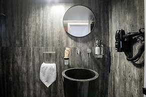 She Mykonos- Luxury Apartments