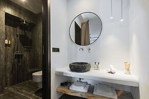 She Mykonos- Luxury Apartments