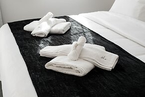 She Mykonos- Luxury Apartments