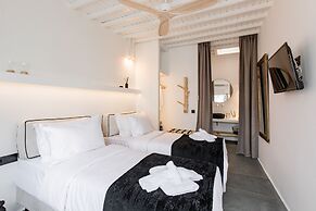 She Mykonos- Luxury Apartments