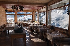 Les Cèdres  Hôtel - Restaurant - Spa