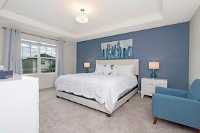 2182 FMP - 4BR Luxury Townhome Pool Disney