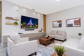 2182 FMP - 4BR Luxury Townhome Pool Disney