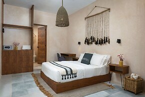 Rodina Boutique Hotel