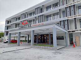 CHRISTEE SUITES HOTEL