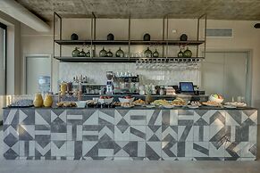 Umani Hotel & Beach