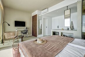 Umani Hotel & Beach