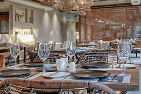 Umani Hotel & Beach