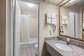 Garnet Inn & Suites, Morehead City near Atlantic Beach