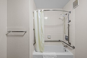 Garnet Inn & Suites, Morehead City near Atlantic Beach