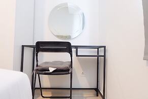 Elegant And Comfort 2Br Apartment At Royal Olive Residence