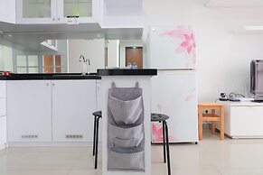 Elegant And Comfort 2Br Apartment At Royal Olive Residence