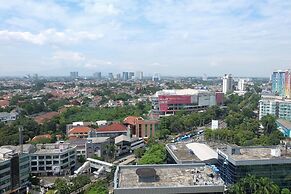 Elegant And Comfort 2Br Apartment At Royal Olive Residence