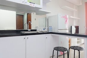 Elegant And Comfort 2Br Apartment At Royal Olive Residence