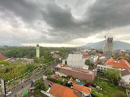 Best Price Studio Apartment at Harvard Jatinangor