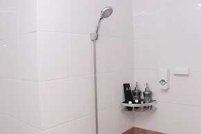 Well Designed And Serene 2Br At Green Pramuka City Apartment