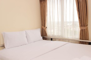Nice And Comfy 2Br At Bassura City Apartment