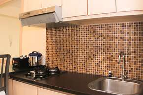 Nice And Comfy 2Br At Bassura City Apartment