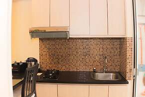 Nice And Comfy 2Br At Bassura City Apartment