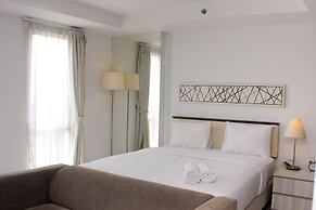 Comfortable And Spacious Studio At Azalea Suites Apartment