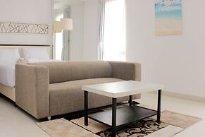 Warm And Cozy Studio At Azalea Suites Apartment