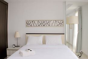 Warm And Cozy Studio At Azalea Suites Apartment